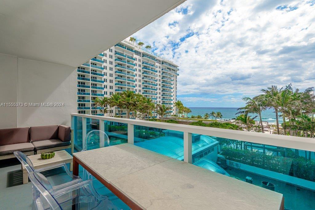 RONEY PALACE CONDO - Residential Lease