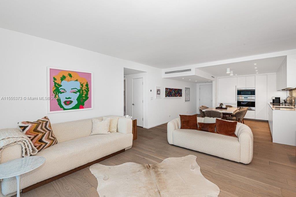 RONEY PALACE CONDO - Residential Lease