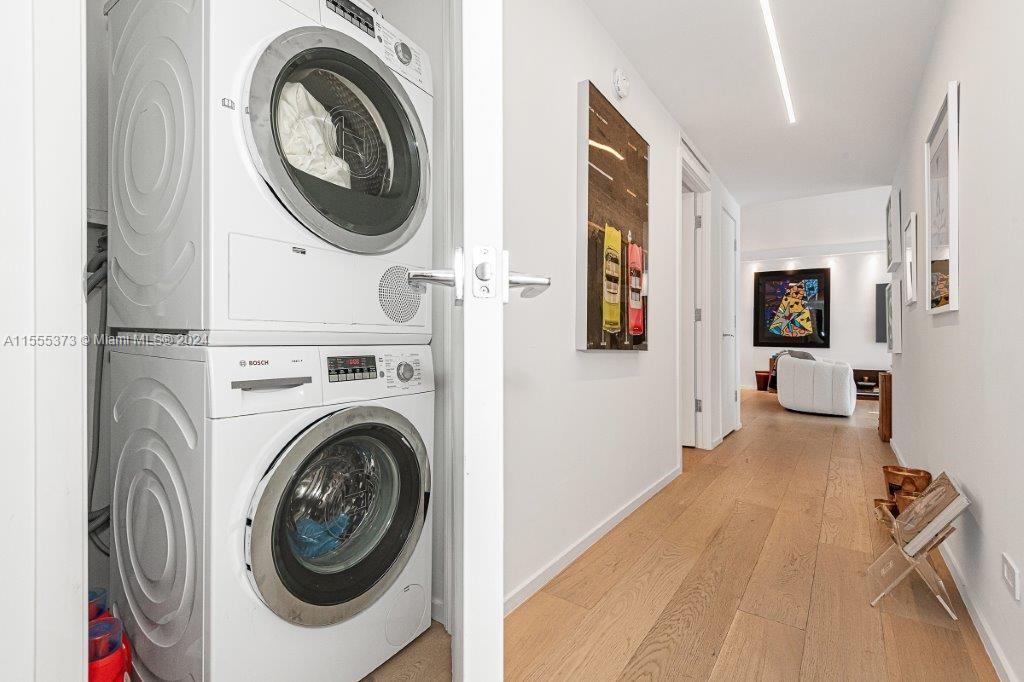 RONEY PALACE CONDO - Residential Lease