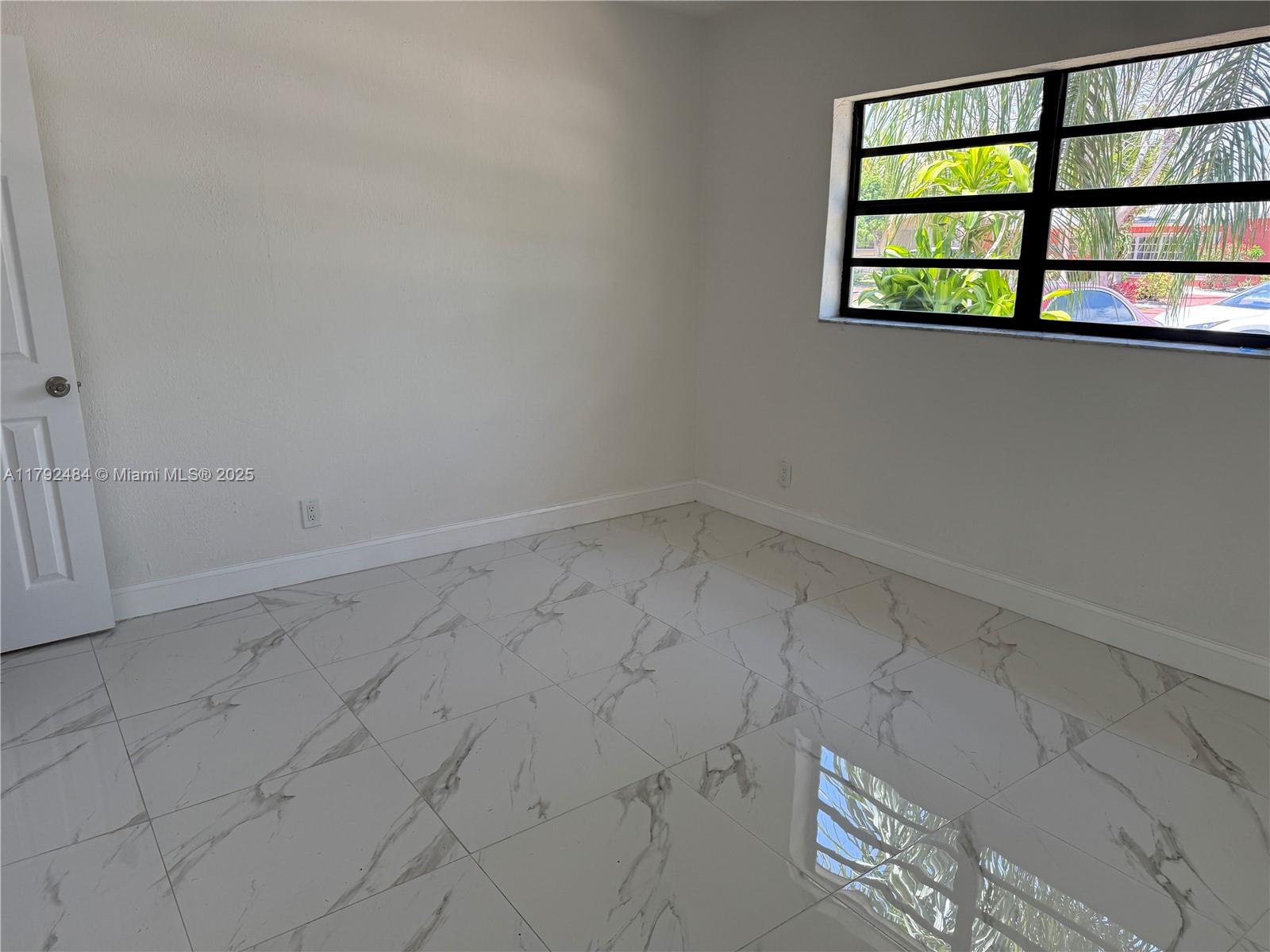 CUTLER RIDGE SEC 4 - Residential