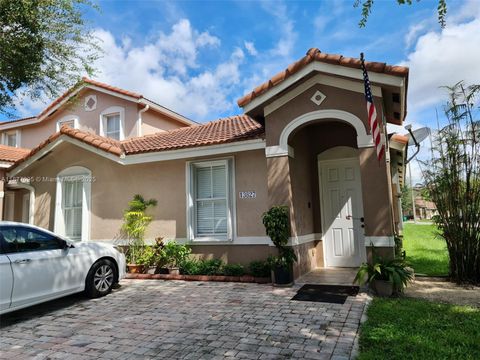 Photo of 13827 SW 274th Ter, Homestead, FL 33032 (MLS # A11877095)
