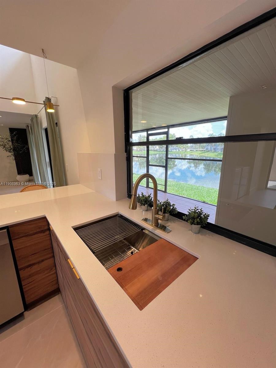 VILLA HOMES AT THE MOORS - Residential