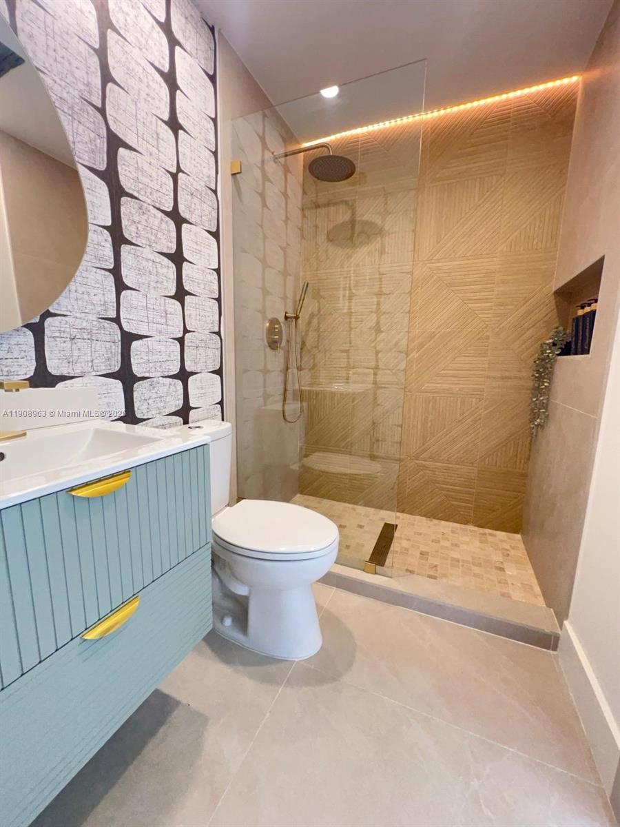 VILLA HOMES AT THE MOORS - Residential