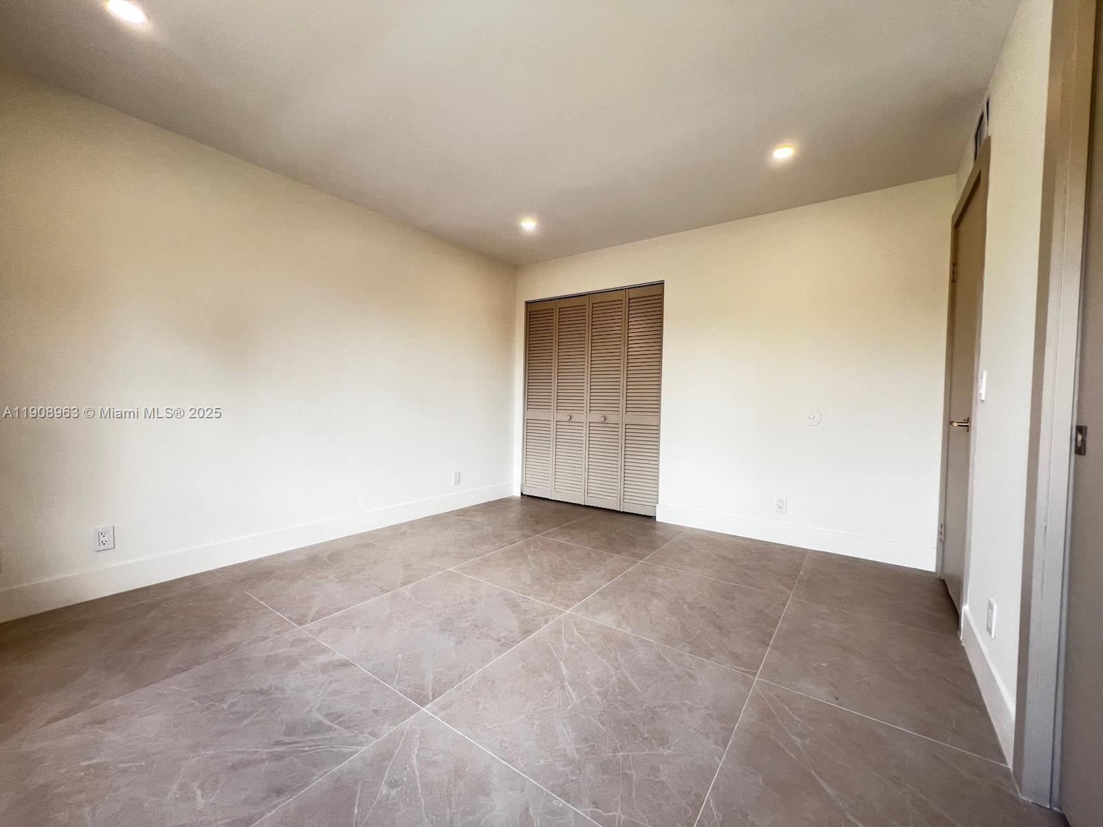 VILLA HOMES AT THE MOORS - Residential