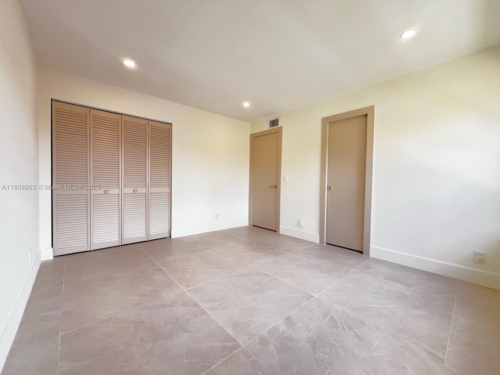 VILLA HOMES AT THE MOORS - Residential