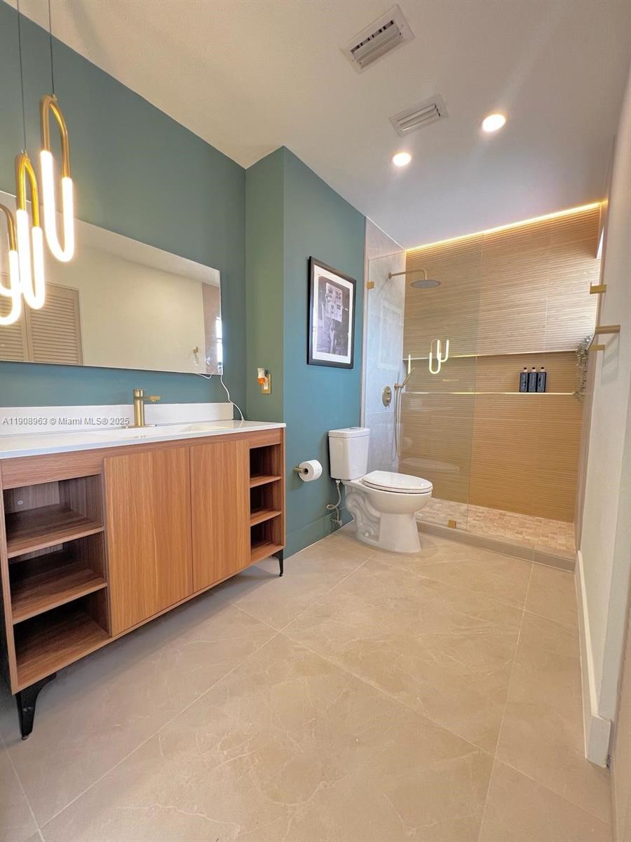 VILLA HOMES AT THE MOORS - Residential