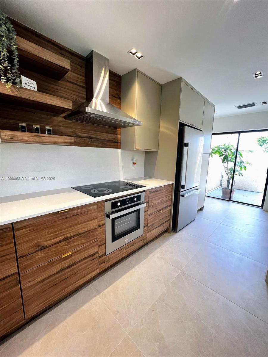 VILLA HOMES AT THE MOORS - Residential