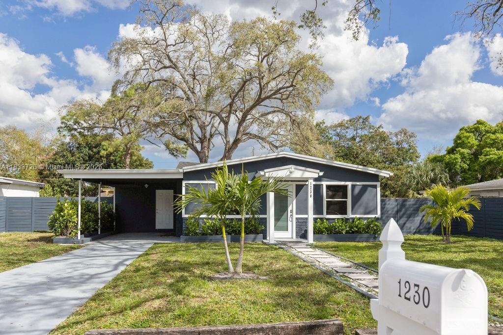 Enjoy comfortable living in this beautifully remodeled and fully furnished home, featuring 3 bedrooms and 3 bathrooms—including two master suites—ideal for both relaxing and entertaining. Inside, you’ll find modern finishes, open spaces, and elegant décor that create a warm and welcoming atmosphere. Each bedroom offers ample storage space, and all three full bathrooms include updated fixtures and contemporary design.
Step outside to a spacious patio, perfect for gatherings, outdoor dining, or simply enjoying the fresh air. The property offers generous parking space, easily accommodating multiple vehicles. Conveniently located near the beach and the airport, this home offers the perfect blend of comfort, style, and accessibility.