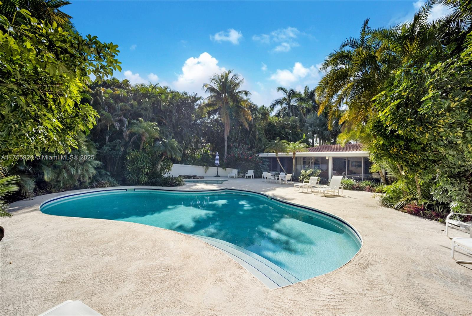 GOLDEN BEACH SEC D - Residential Lease