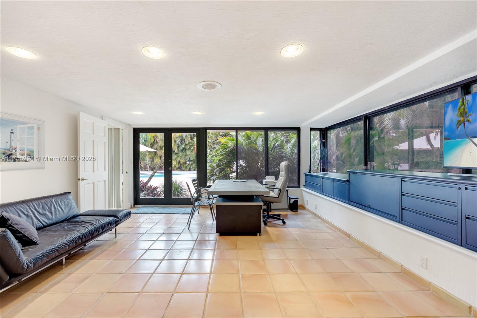 GOLDEN BEACH SEC D - Residential Lease