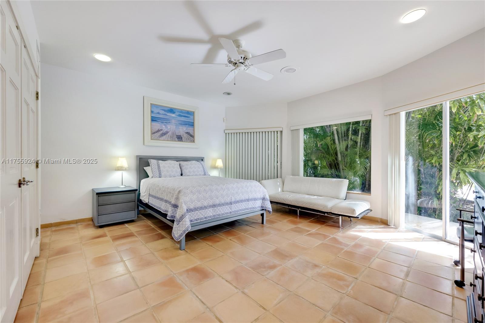 GOLDEN BEACH SEC D - Residential Lease