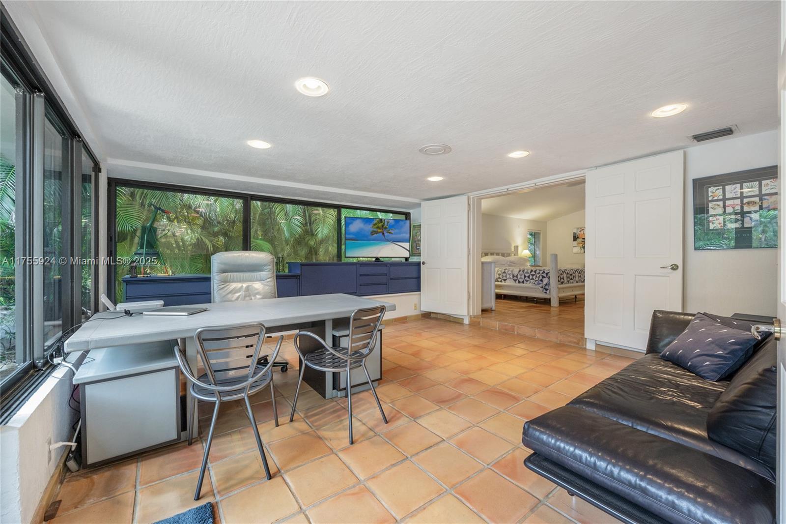 GOLDEN BEACH SEC D - Residential Lease