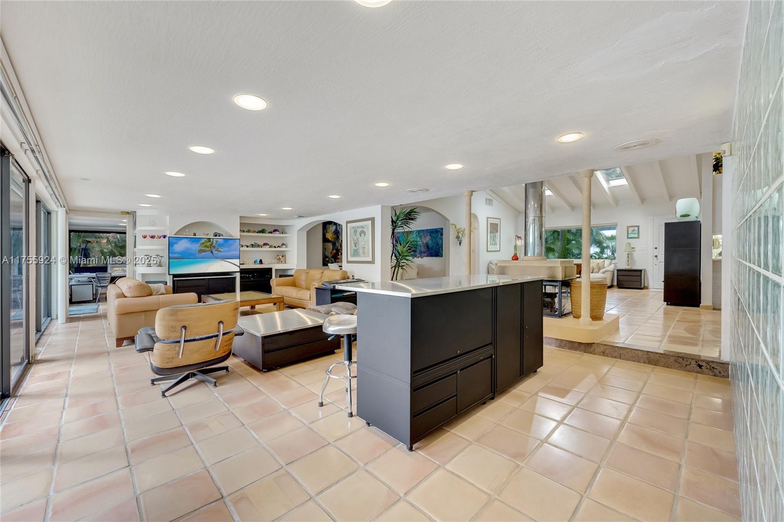 GOLDEN BEACH SEC D - Residential Lease