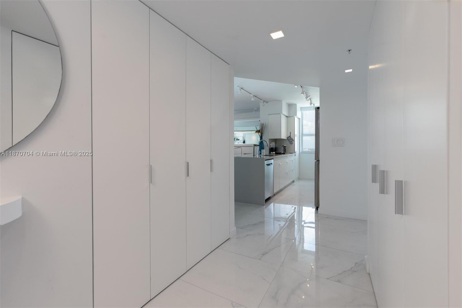 YACHT CLUB AT PORTOFINO C - Residential Lease