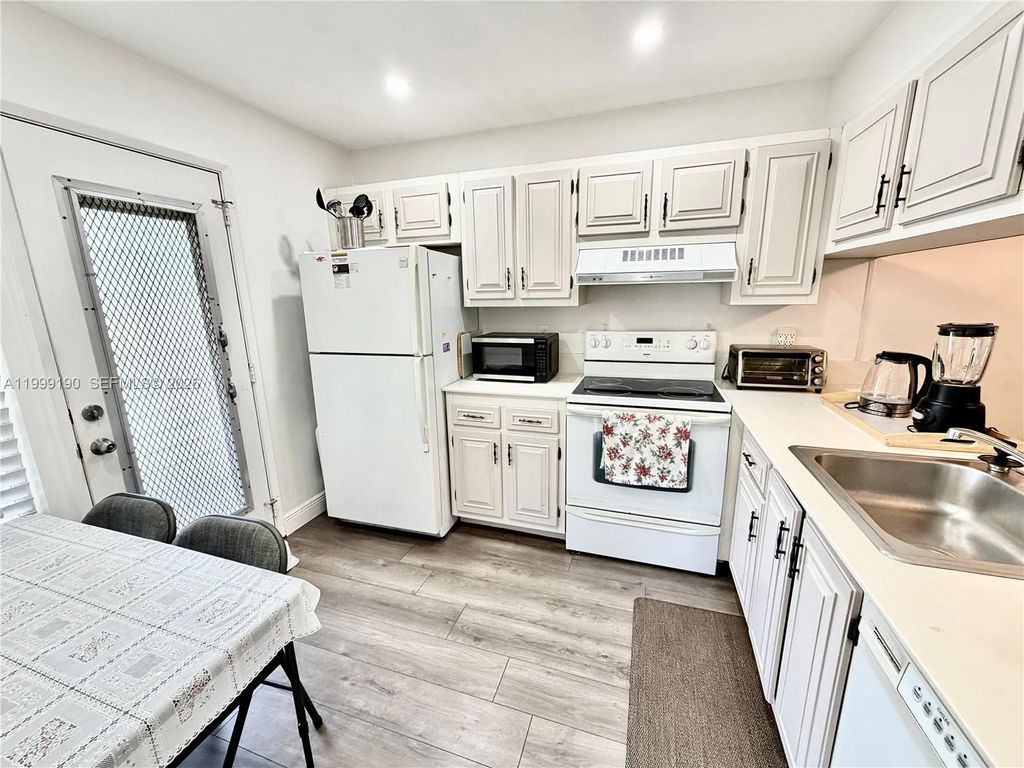 Photo of 2707 Nassau Bnd #H2, Coconut Creek, FL 33066 (MLS # A11999190)