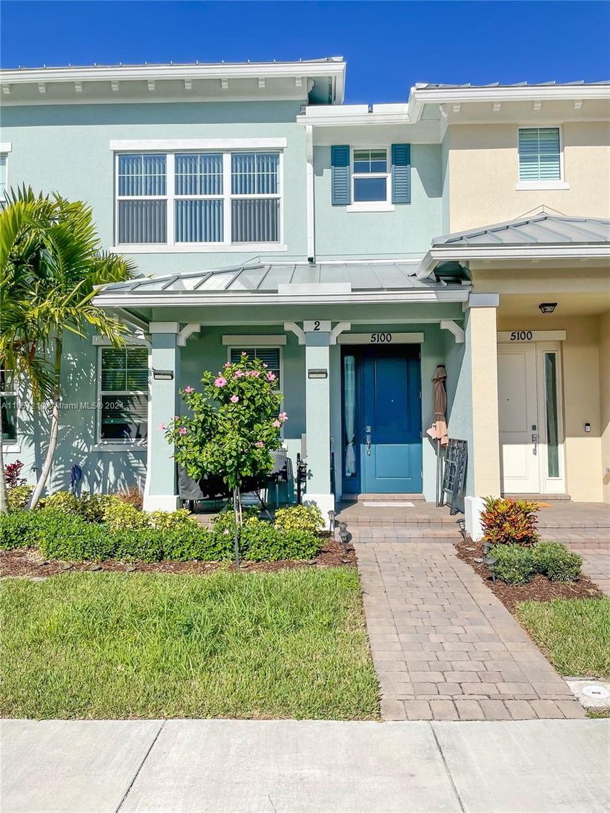 This beautifully decorated and furnished Magnolia townhome is ready for immediate move-in!
Wonderful two-story townhome. Fully FURNISHED and ready for move-in 3 bed / 3 bath (There is a built-in shower in the guest bathroom on the first floor). 
Two car parking spaces plus additional free public street parking within the community. 
Amenities of the community include a clubhouse, fitness center, walking and bike riding paths in the park, a tot lot play area for kids, a tennis court, and an Olympic-sized pool with a BBQ area. The tot-lot play area is located next to the pool area. Elementary & Middle School is right next to the community and Joe DiMaggio Children's Hospital is nearby. BROKERS, PLEASE, SEE REMARKS.