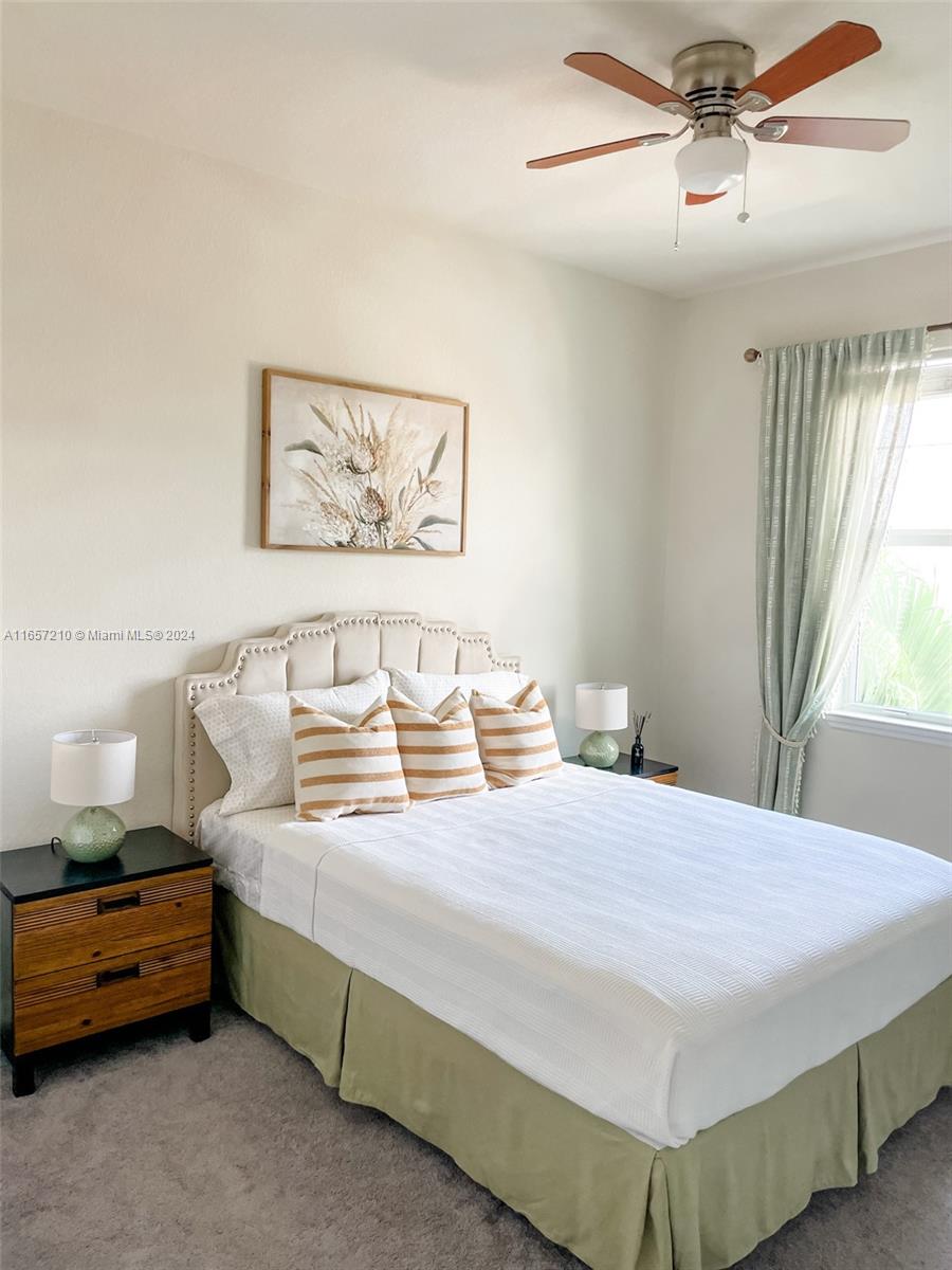 HILLCREST COUNTRY CLUB SO - Residential