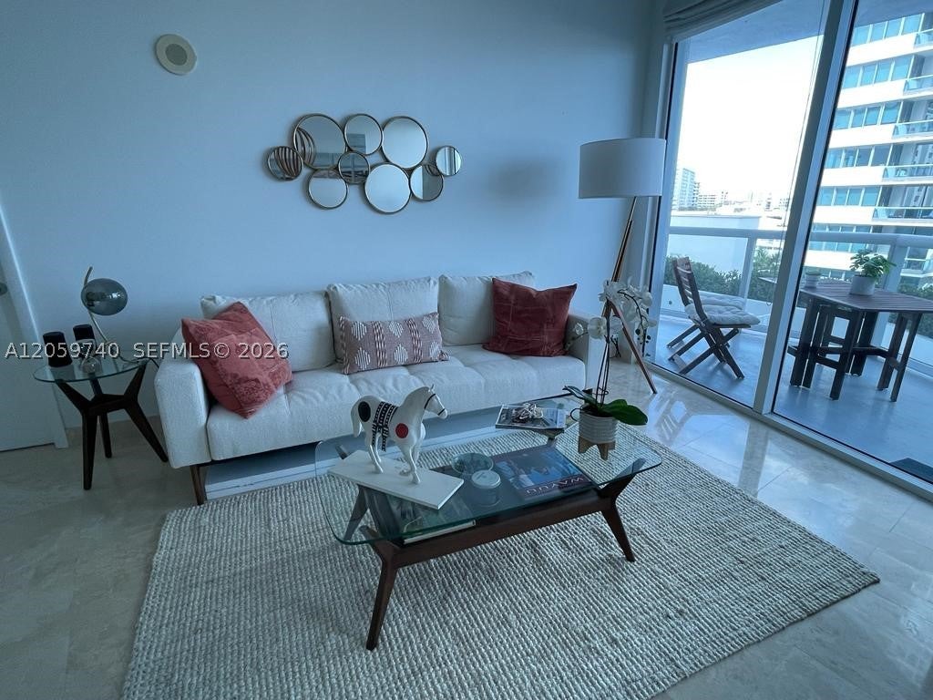 6515 Collins Ave 710