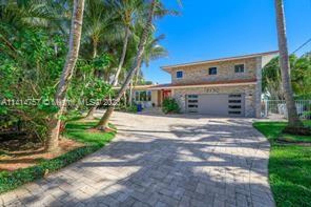 Photo of 2730 SE 7th Dr #n/A, Pompano Beach, FL 33062 (MLS # A11414757)