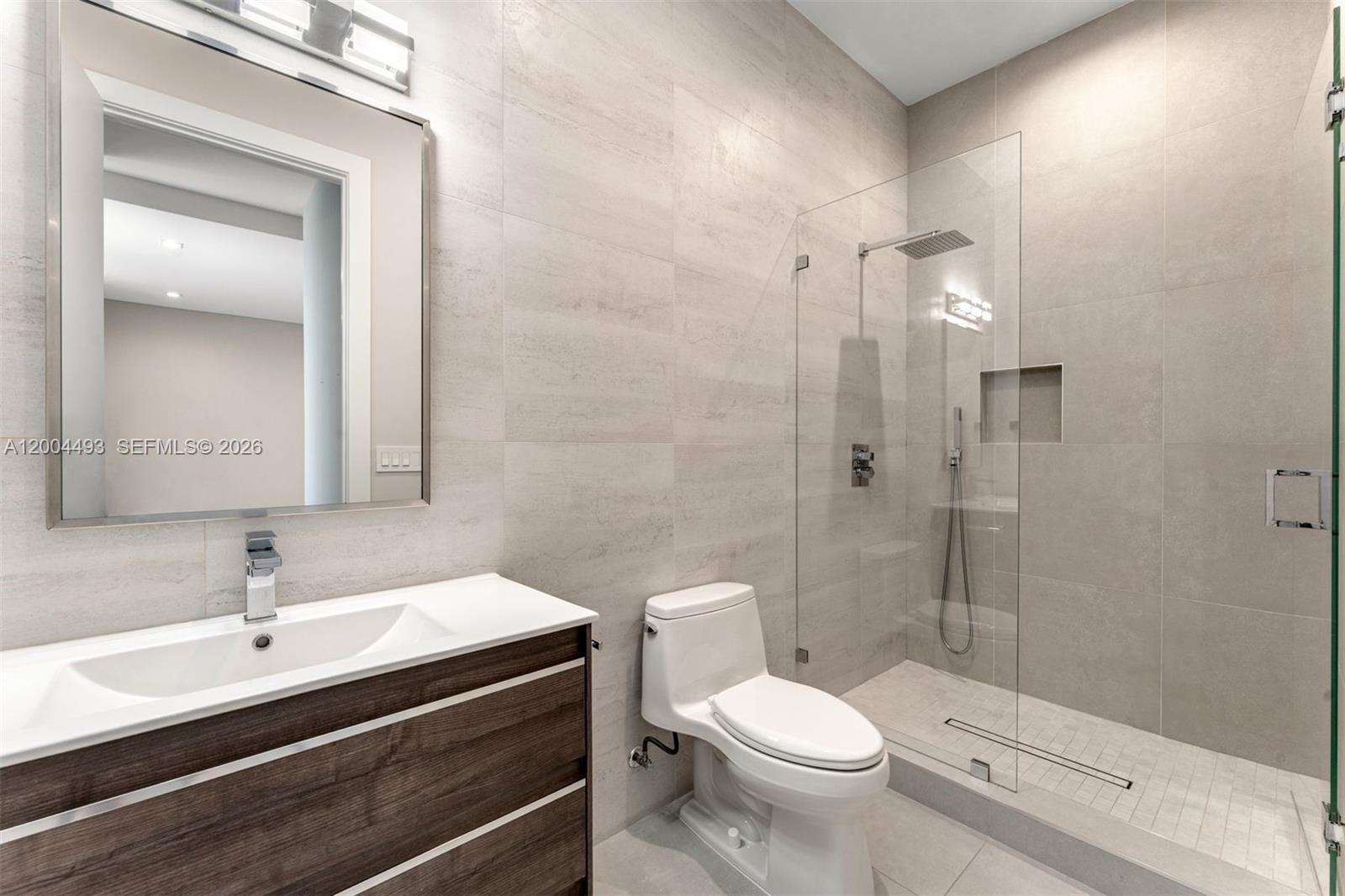 VICTORIA PARK CORR AMEN P - Residential