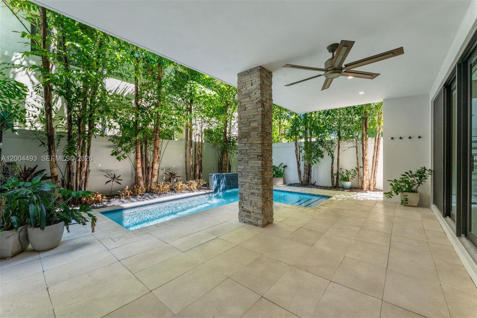 VICTORIA PARK CORR AMEN P - Residential
