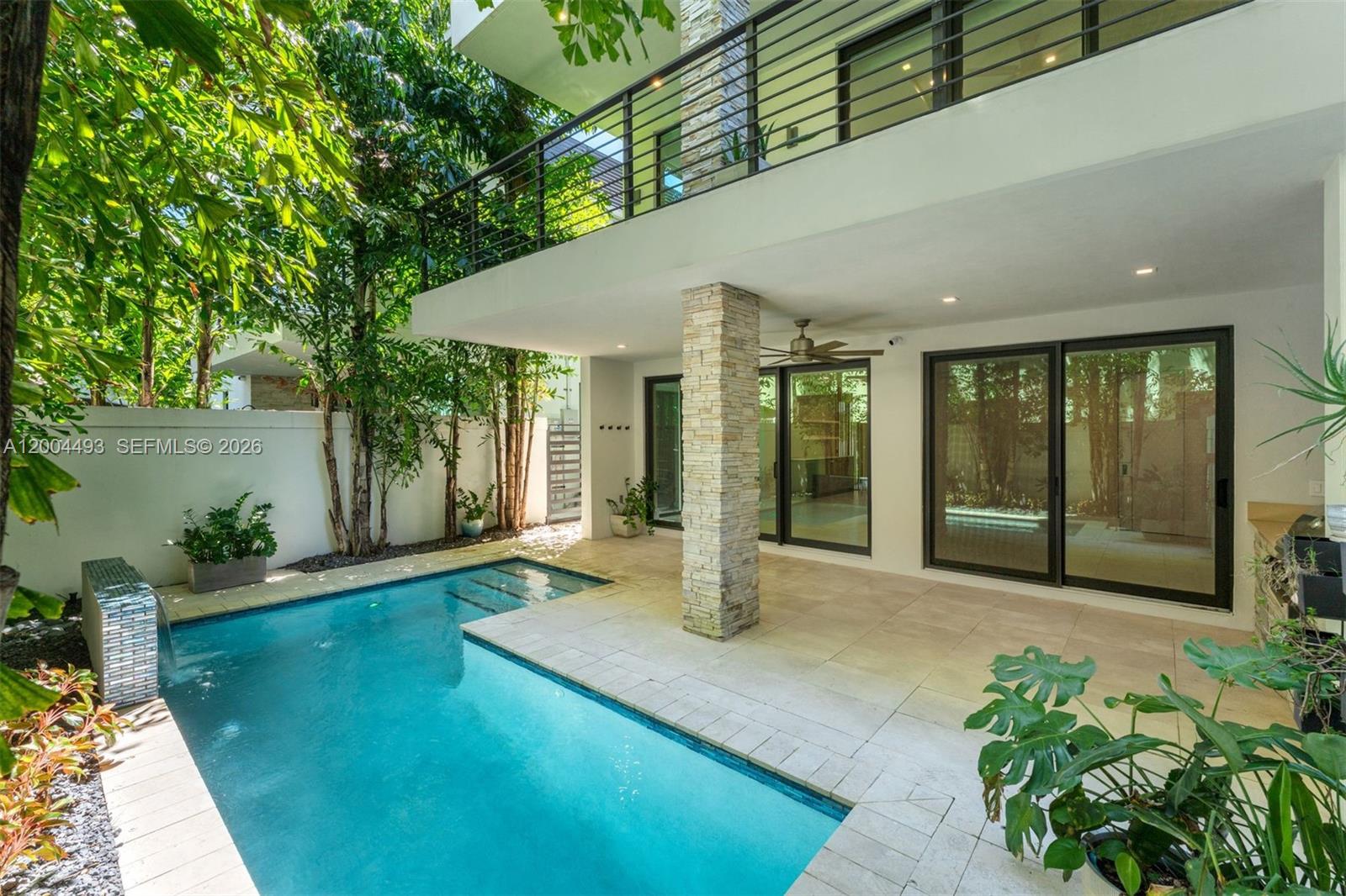 VICTORIA PARK CORR AMEN P - Residential