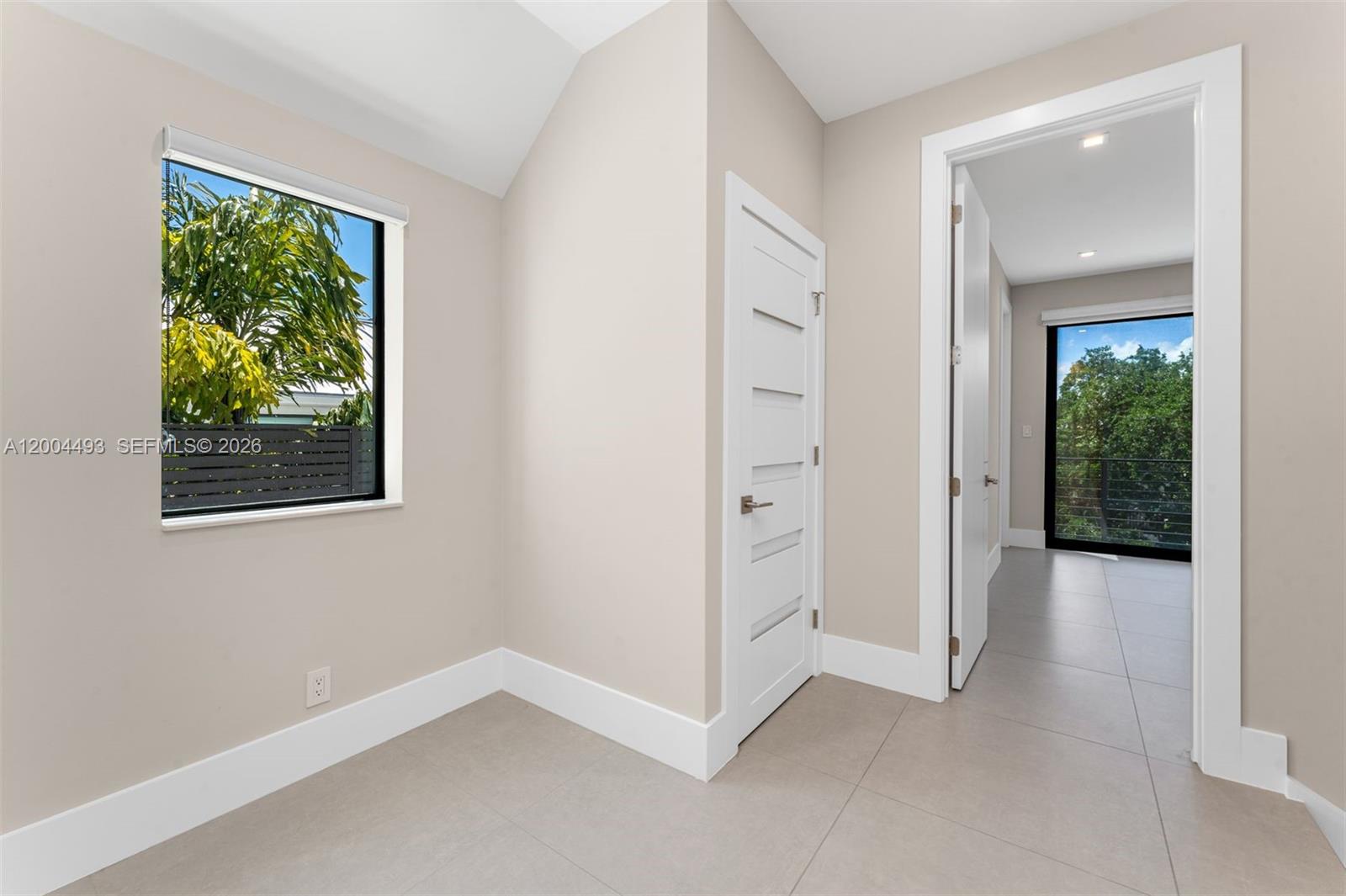 VICTORIA PARK CORR AMEN P - Residential