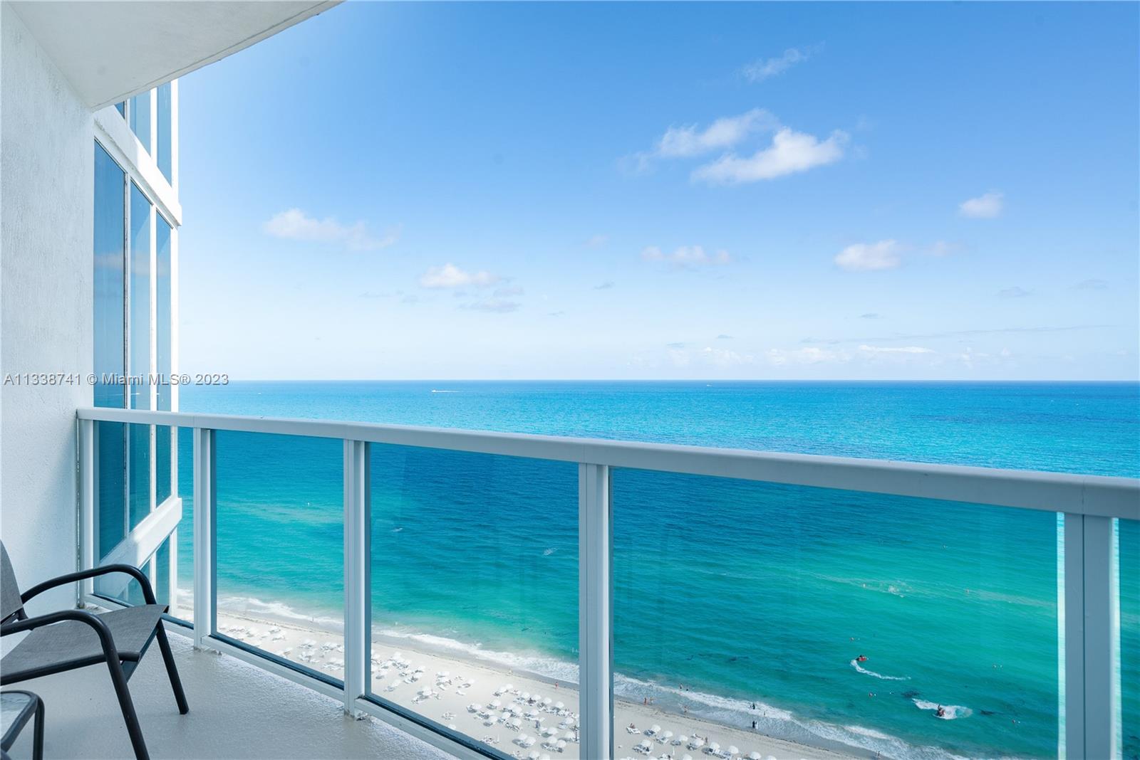 18001 Collins Ave 2009