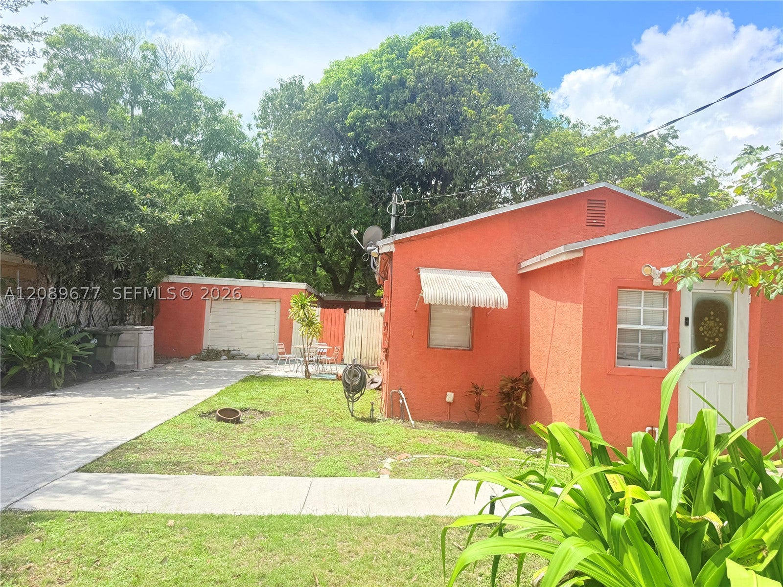 413 NW 14th Ter