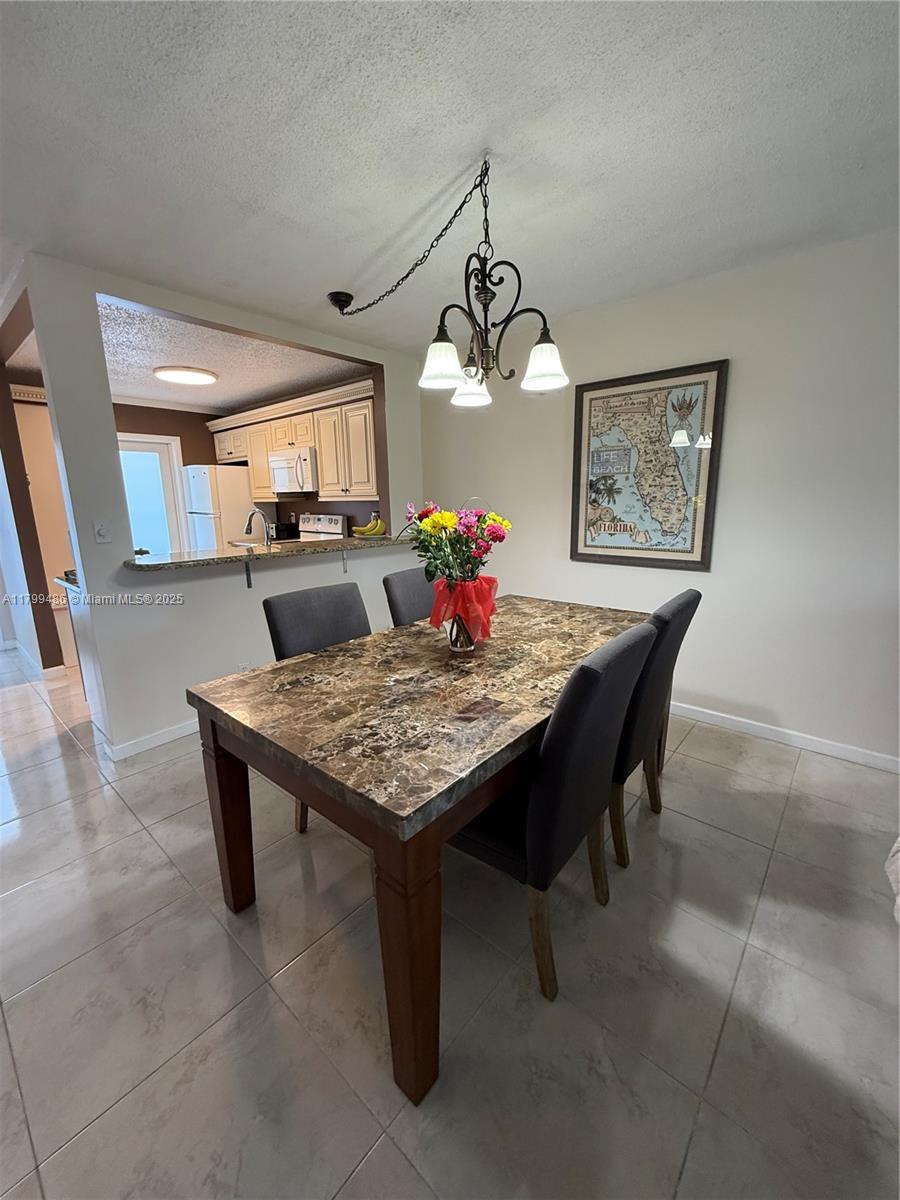 DEERFIELD BEACH GARDENS - Residential