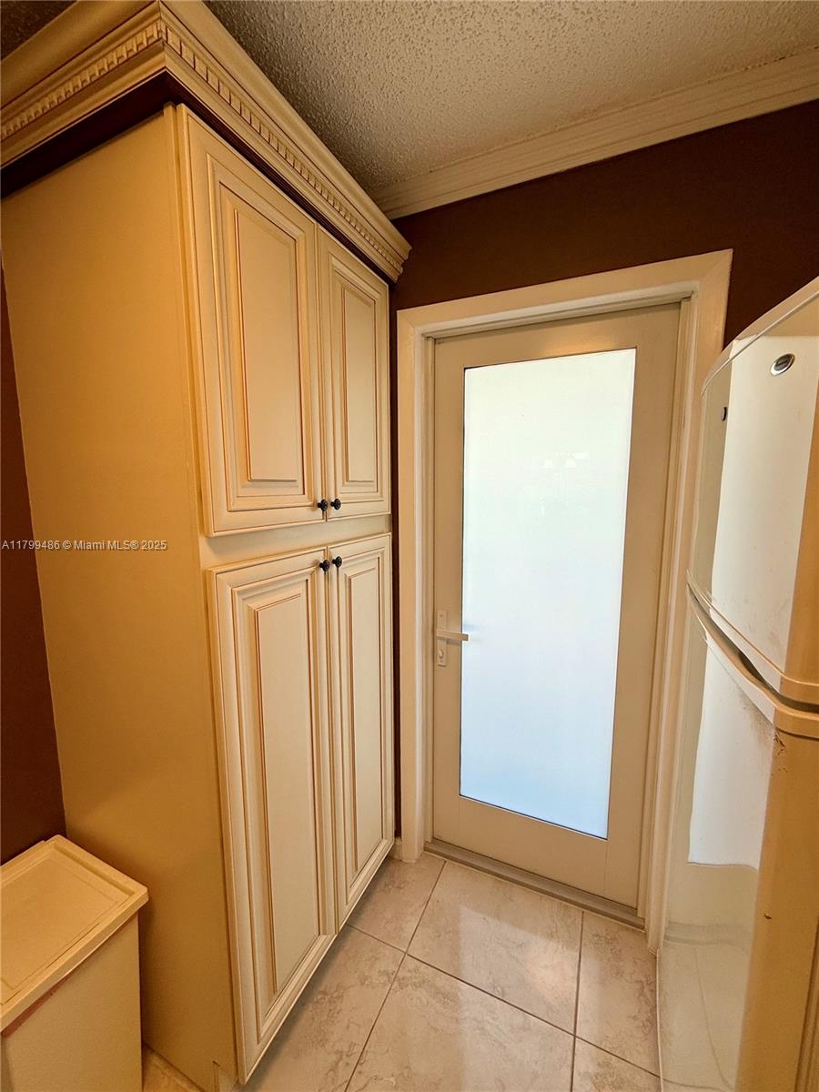 DEERFIELD BEACH GARDENS - Residential