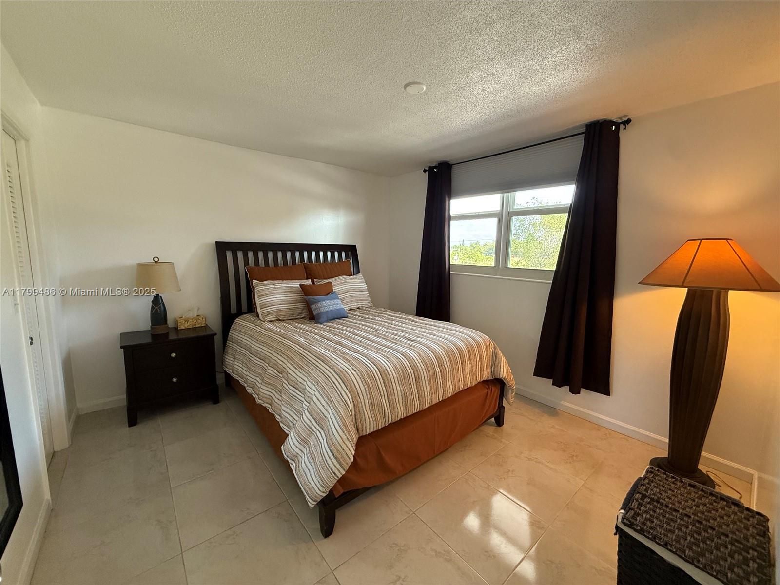 DEERFIELD BEACH GARDENS - Residential