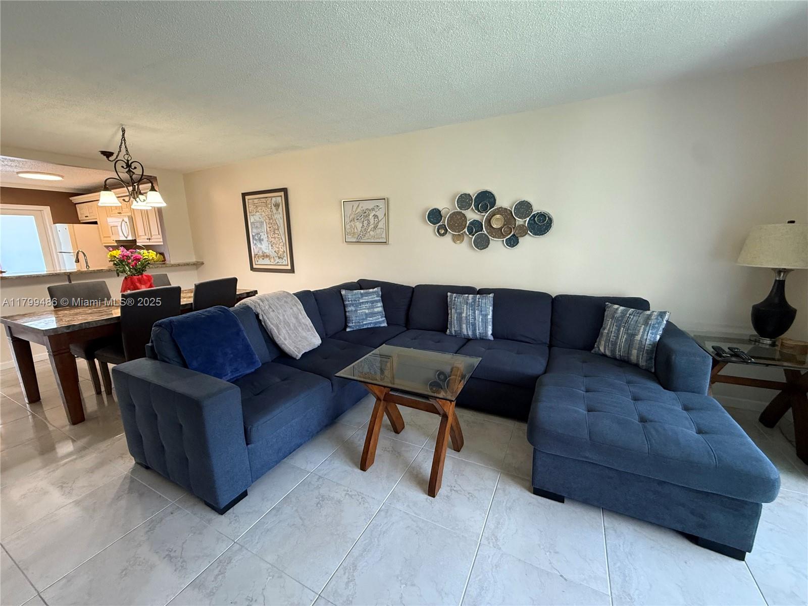 DEERFIELD BEACH GARDENS - Residential