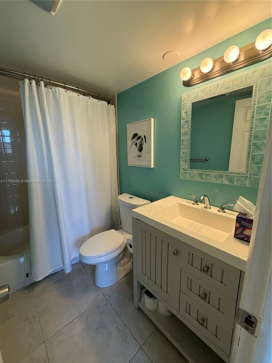 DEERFIELD BEACH GARDENS - Residential