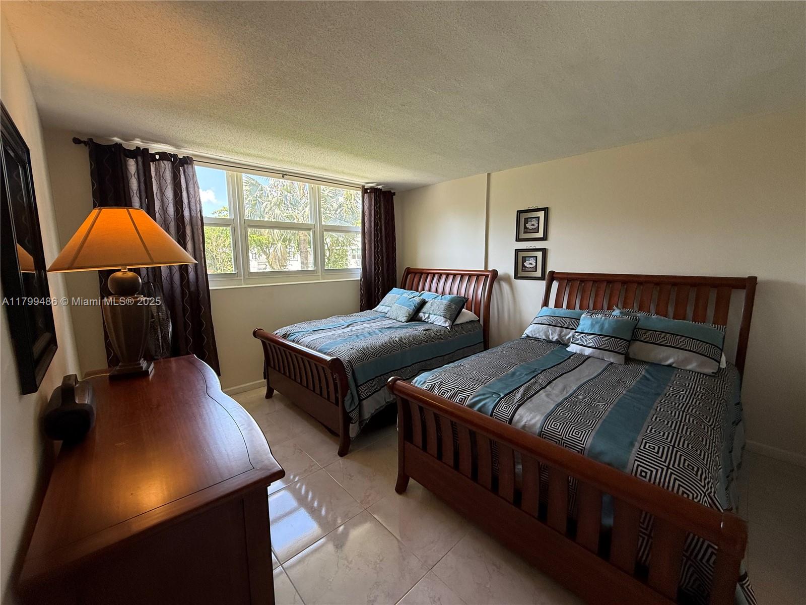 DEERFIELD BEACH GARDENS - Residential