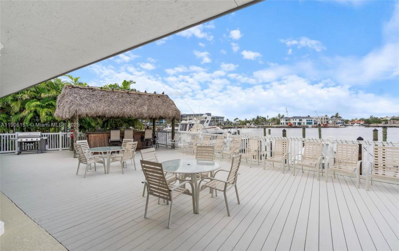 PELICAN HARBOR PH 3 - Residential Lease