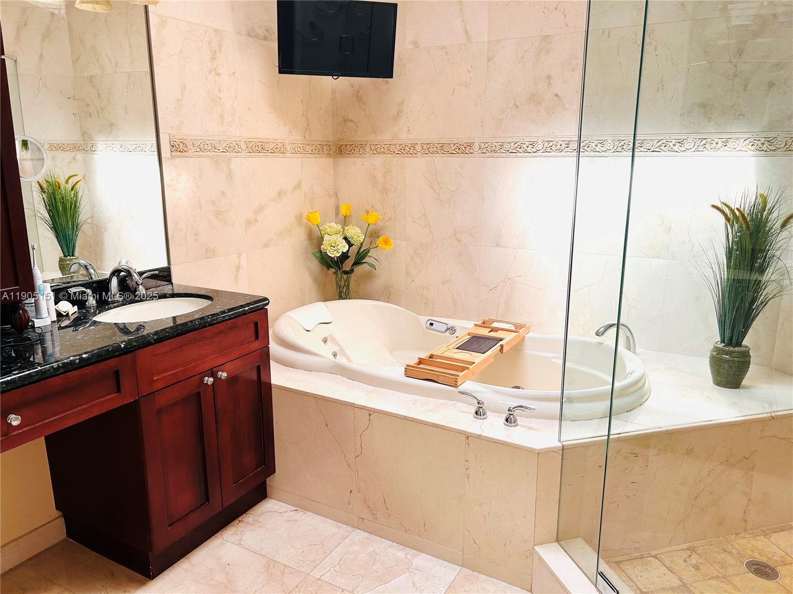 PELICAN HARBOR PH 3 - Residential Lease