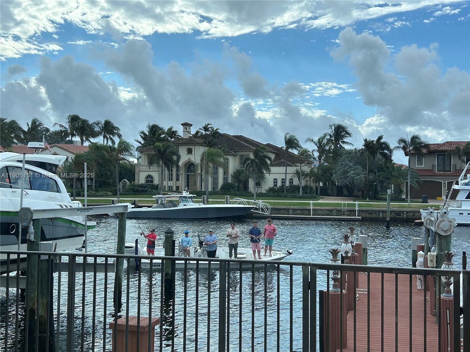 PELICAN HARBOR PH 3 - Residential Lease