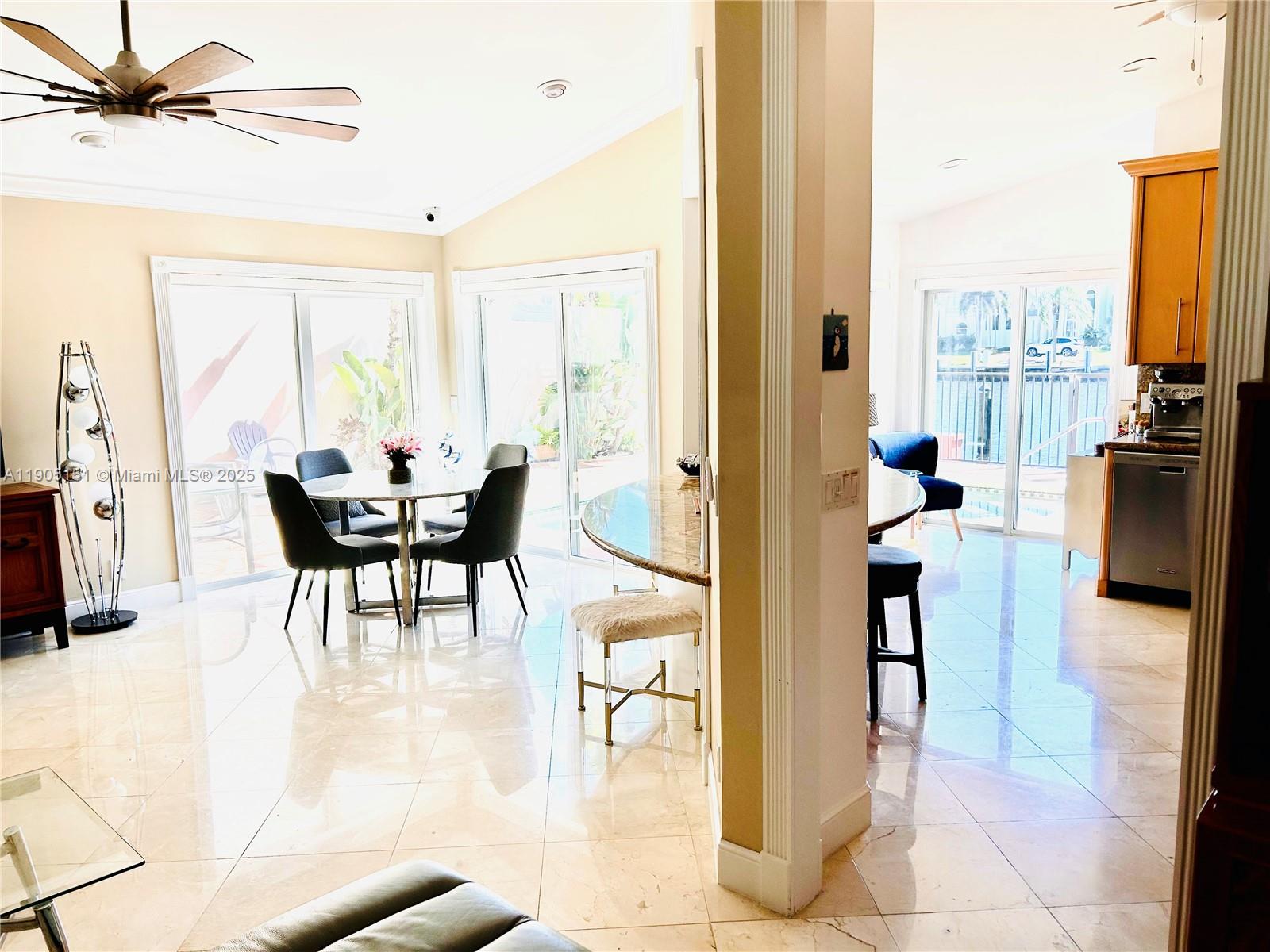 PELICAN HARBOR PH 3 - Residential Lease