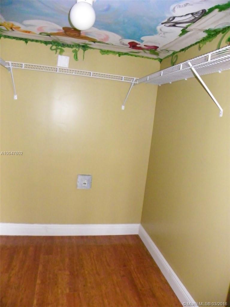 INVERRARY GARDENS I CONDO - Residential Lease