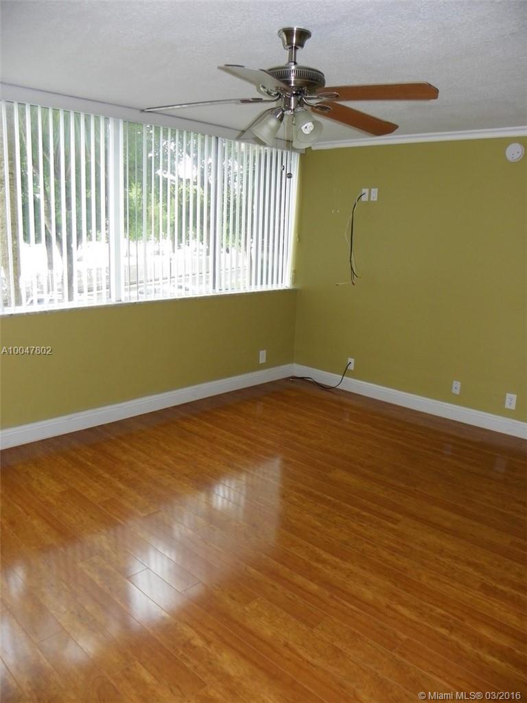 INVERRARY GARDENS I CONDO - Residential Lease