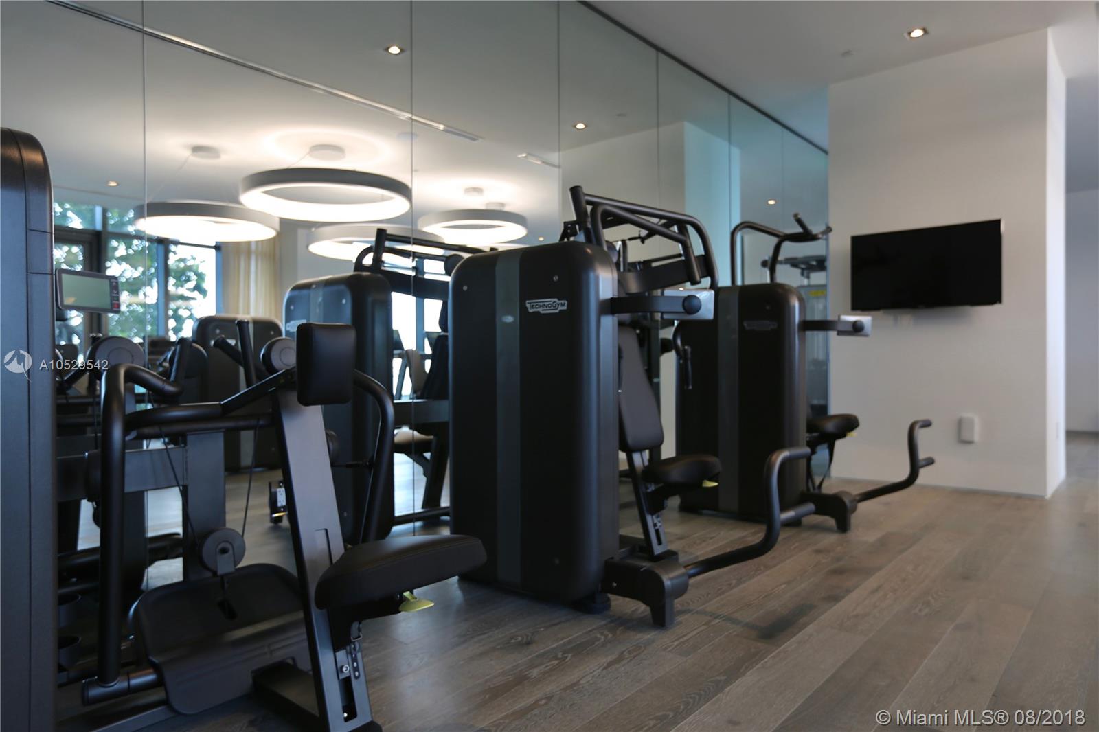 PARAISO BAY CONDO - Residential Lease