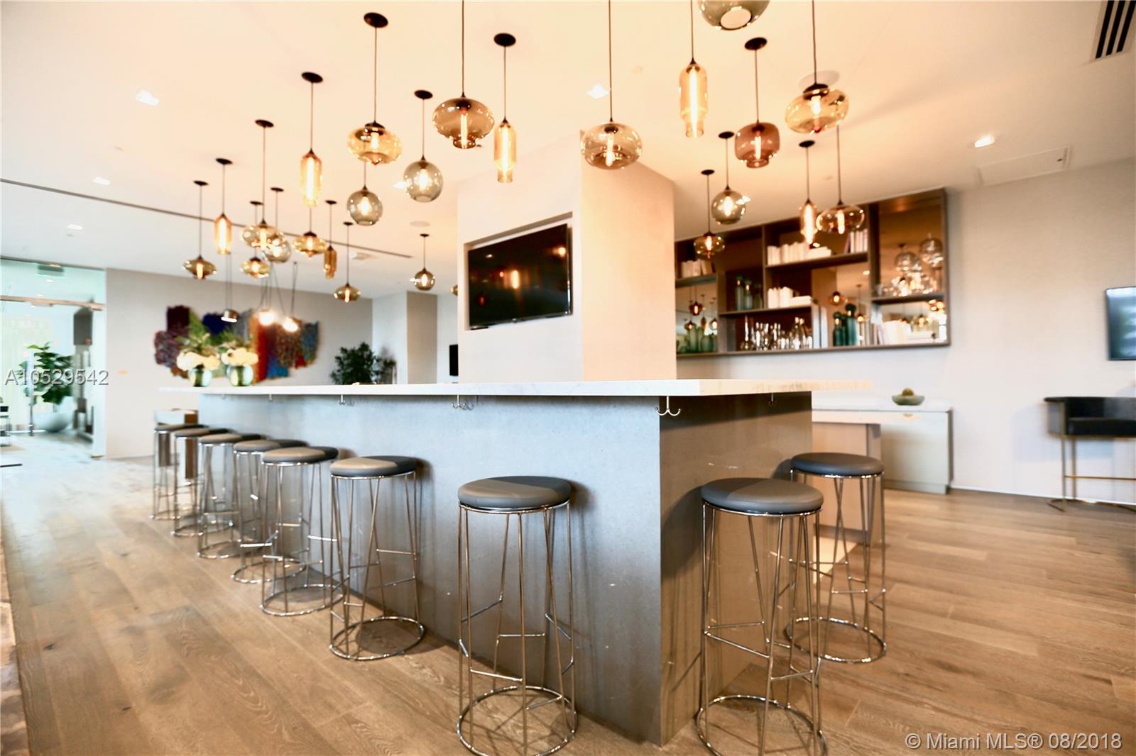 PARAISO BAY CONDO - Residential Lease