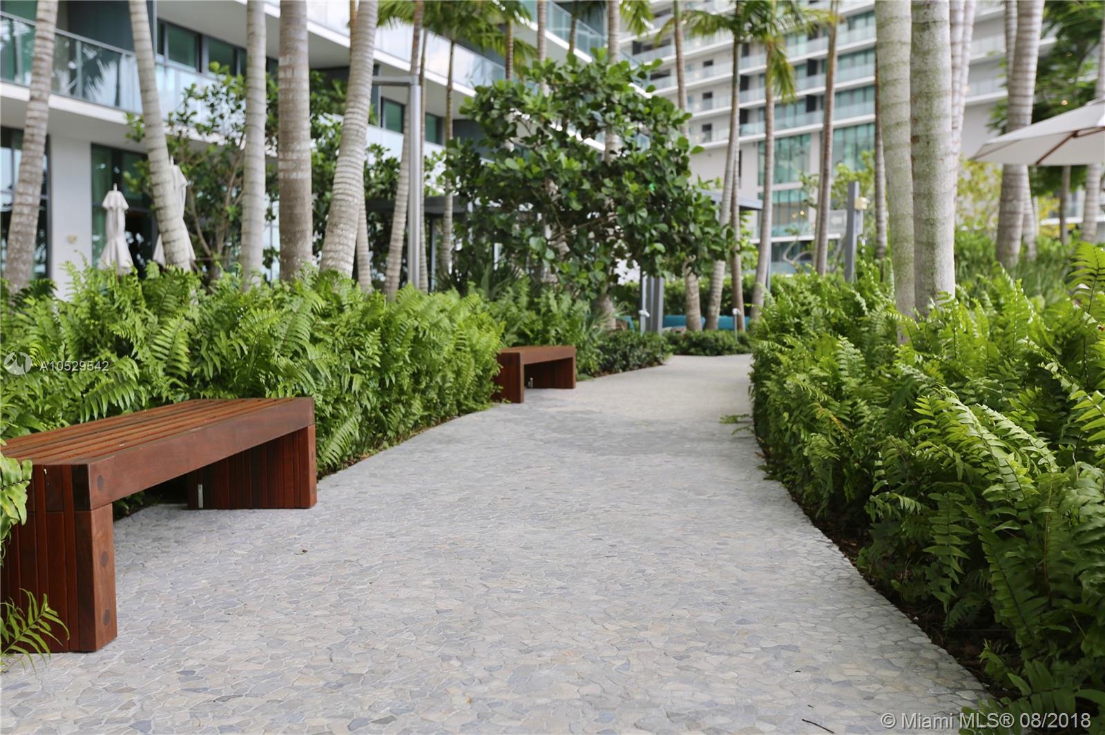 PARAISO BAY CONDO - Residential Lease