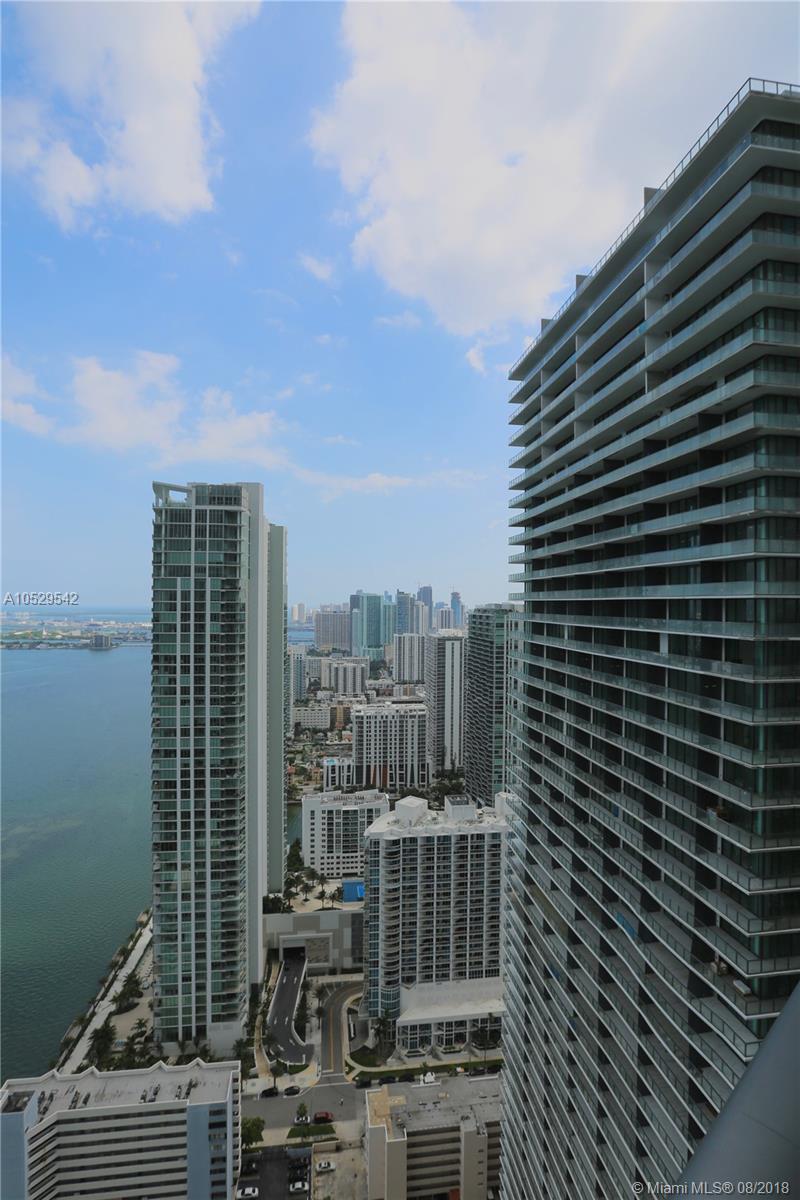 PARAISO BAY CONDO - Residential Lease