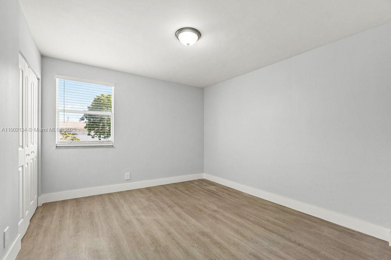 LAKE PARK ADD 3 - Residential Lease