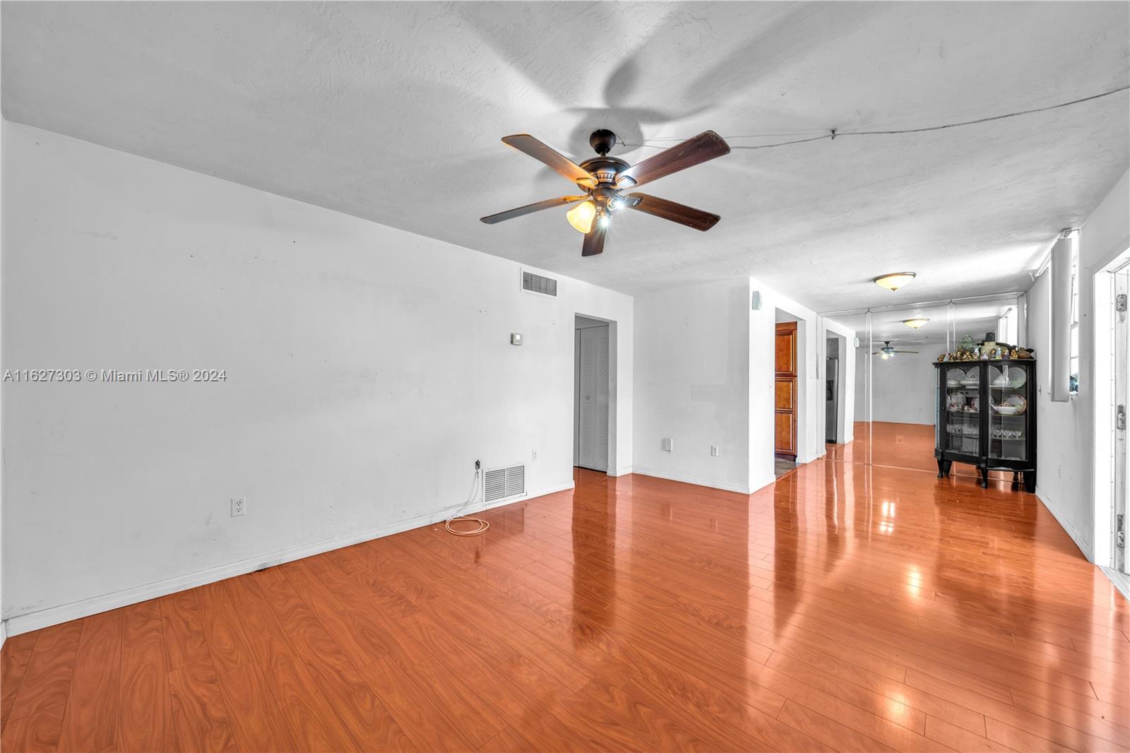 1515 CORAL TOWERS CONDOMI - Residential