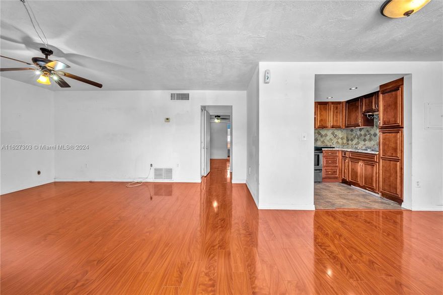 Discover the perfect blend of comfort and convenience with this inviting 1-bedroom, 1-bathroom condo nestled in the heart of North Miami. Ideal for first-time buyers or savvy investors, this residence offers a prime location. The bedroom is generously sized, offering a peaceful retreat with ample closet space. Located in the heart of North Miami, this condo offers easy access to dining, shopping, and entertainment options. Enjoy proximity to major highways, ensuring seamless commuting throughout the Miami area.

*Please use showing assist*