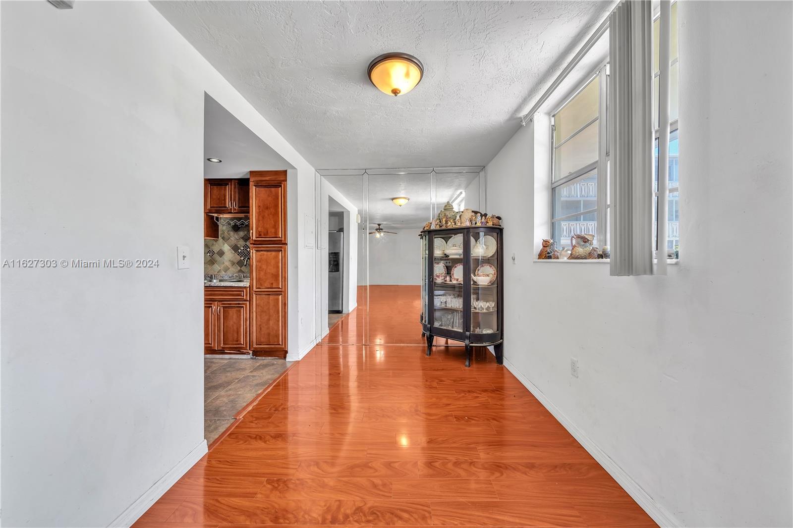 1515 CORAL TOWERS CONDOMI - Residential
