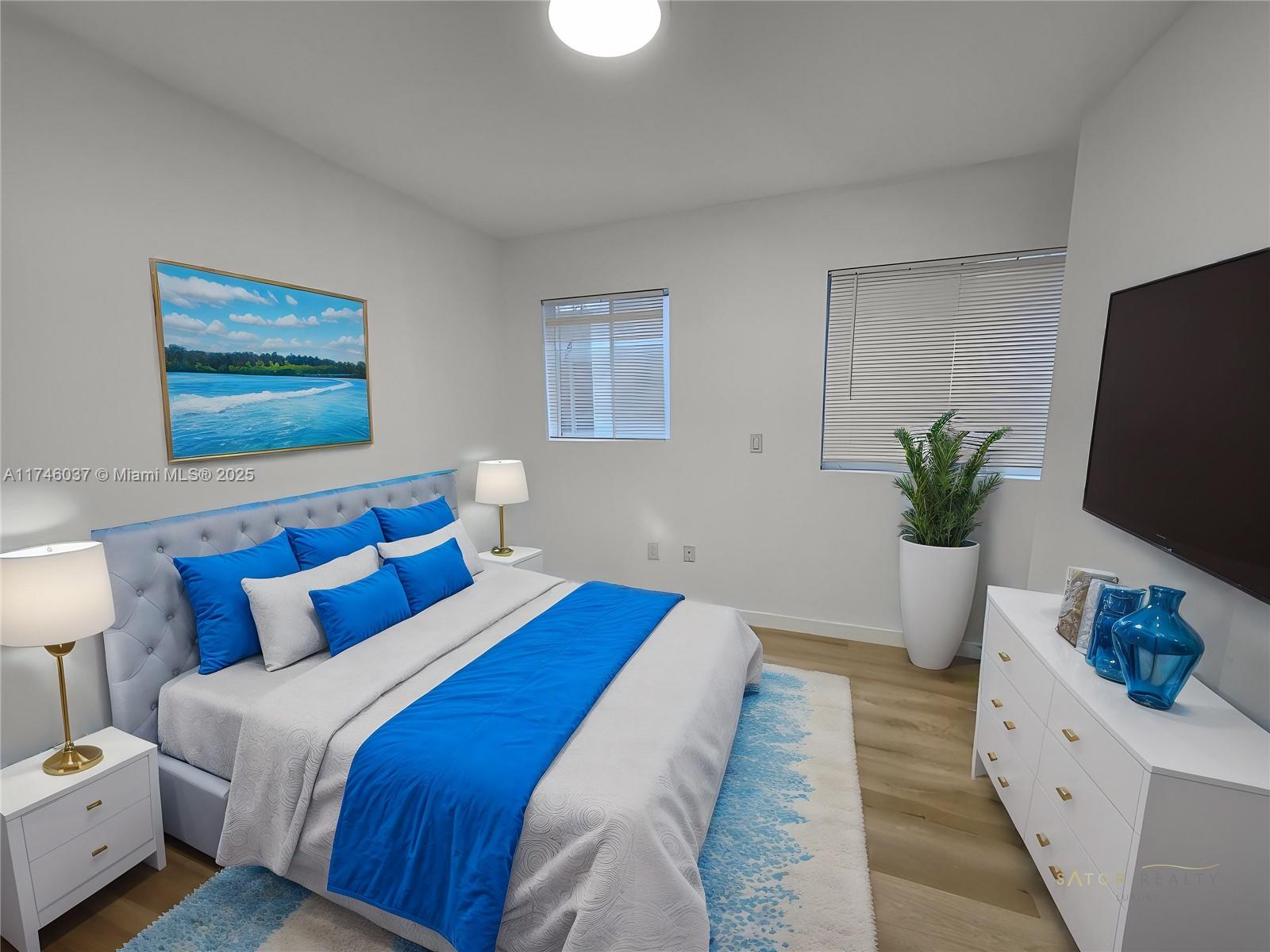 551/557 MICHIGAN CONDO - Residential